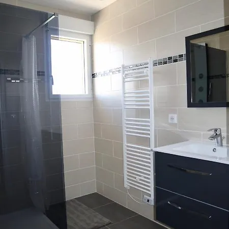 Hébergement de vacances Maison à 300m De La Plage, *