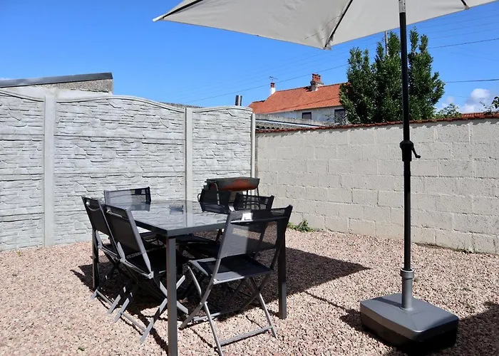 Maison A 300m De La Plage, Classee 3 Etoiles - Vakantiehuis